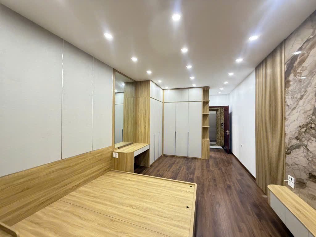 Nhà 5 tầng thang máy mặt ngõ kinh doanh phố Đội Cấn, Ba Đình, hai thoáng, 38m, 9.5 tỷ - Ảnh 2