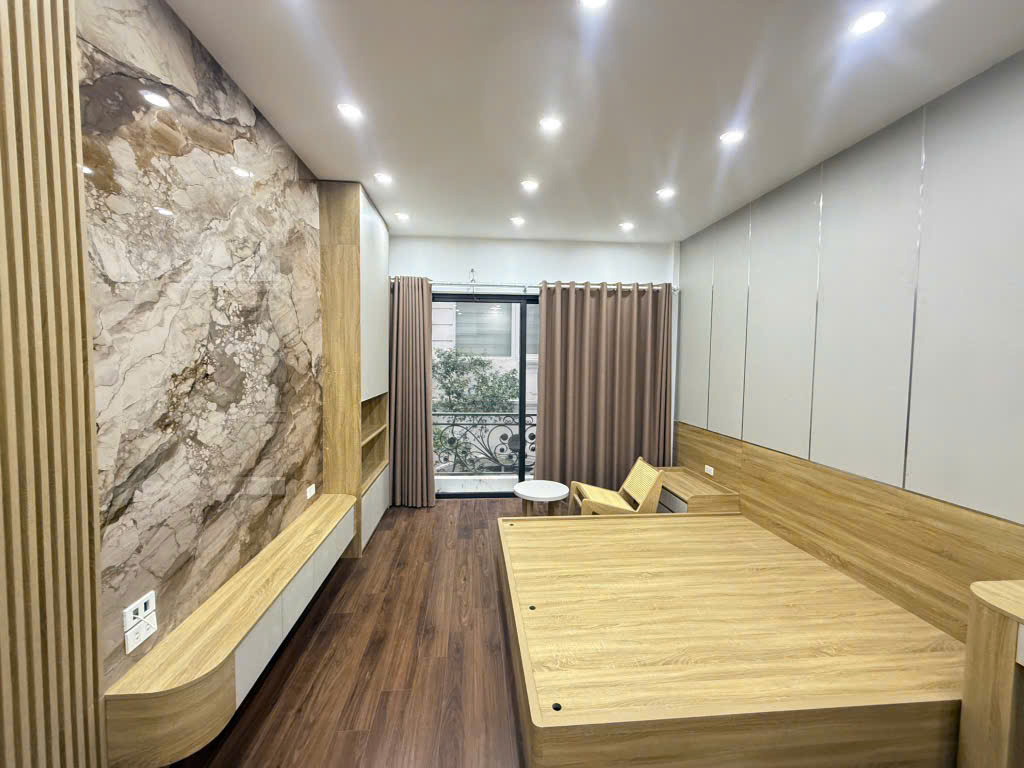 Nhà 5 tầng thang máy mặt ngõ kinh doanh phố Đội Cấn, Ba Đình, hai thoáng, 38m, 9.5 tỷ - Ảnh 1