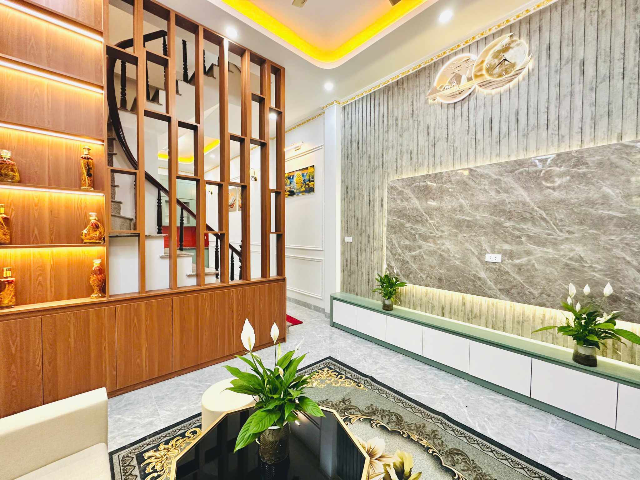 bán nhà đẹp chính chủ gần timecity 40m2 4 tầng full nội thất hơn 6 tỷ - Ảnh chính