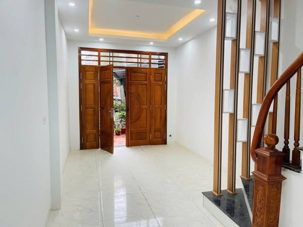 Chỉ 5 tỷ sở hữu ngay nhà mới đẹp 39m x 5T, gần đường vành đai 3.5 - Hoài Đức, ô tô đỗ cửa, 3 thoáng - Ảnh chính
