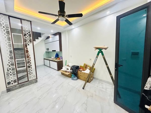 Bán nhà mới đẹp Kim Chung - Hoài Đức, 34m x 5T, mặt ngõ thông ô tô, kinh doanh. Giá chỉ 3.95 tỷ - Ảnh chính