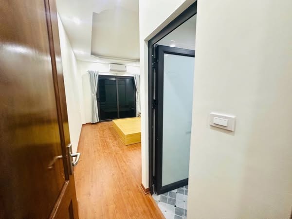 Bán nhà mới đẹp Kim Chung - Hoài Đức, 34m x 5T, mặt ngõ thông ô tô, kinh doanh. Giá chỉ 3.95 tỷ - Ảnh 2