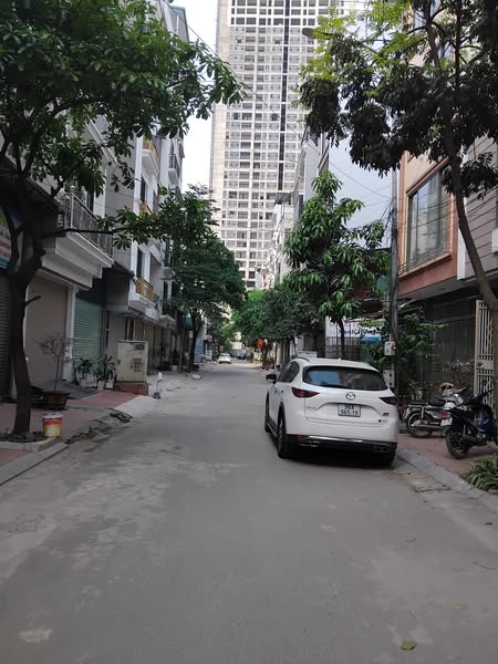 Bán nhà mới đẹp Di Trạch - Hoài Đức, 34m x 5T, mặt ngõ thông ô tô, kinh doanh. Giá chỉ 3.95 tỷ - Ảnh 3