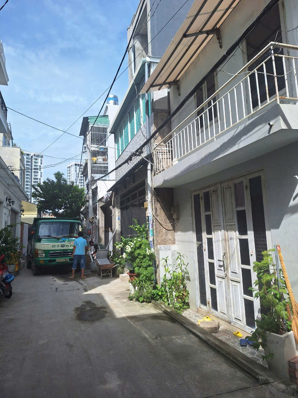 Giá chỉ 7.5 tỷ (Lộc Nhẹ) - Bán Đất Tặng Nhà Trệt Lầu Ngay Vạn Phúc 389 Quốc Lộ 13 - Ra QL13 Chỉ 99m - Ảnh chính