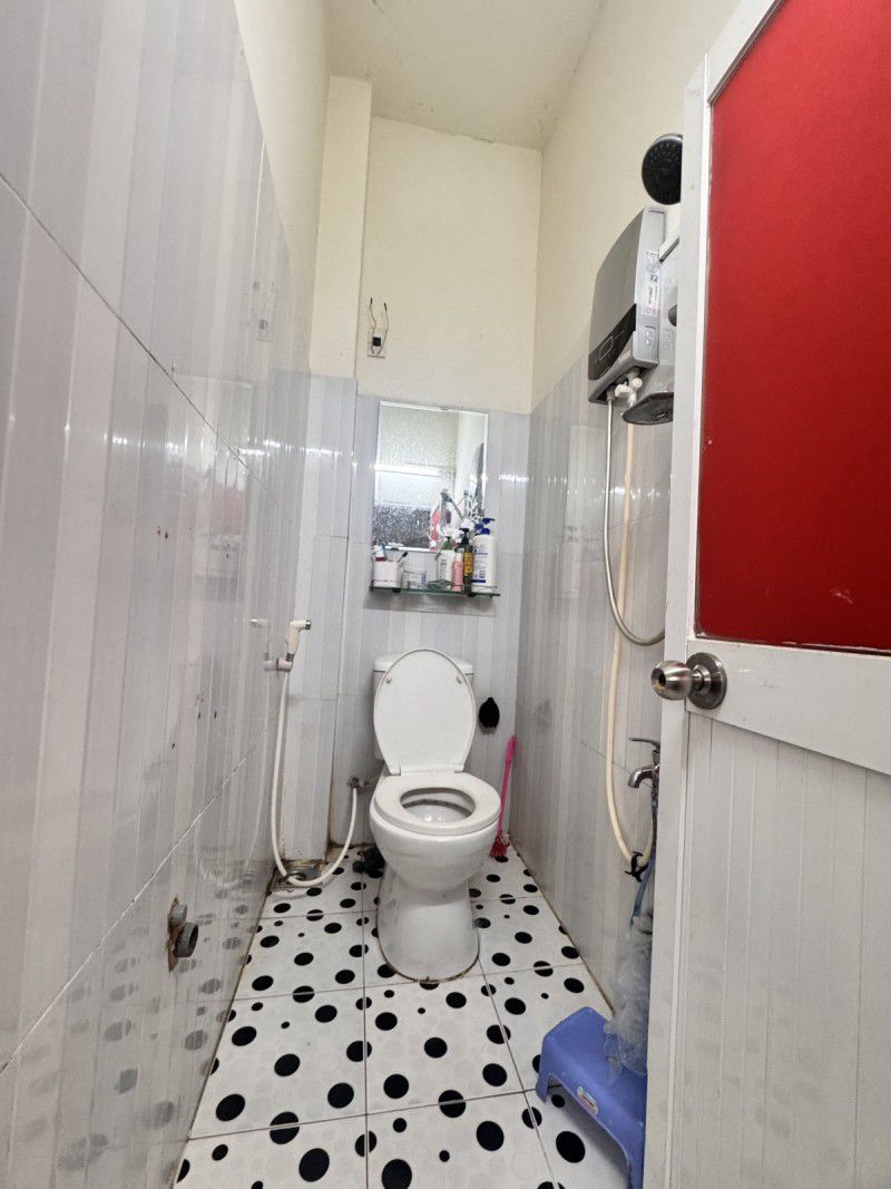 HOÀNG HOA THÁM P7 BÌNH THẠNH - HẺM RỘNG - NHÀ 2 TẦNG Ở NGAY - GIÁ 5.3 TỶ - Ảnh 2