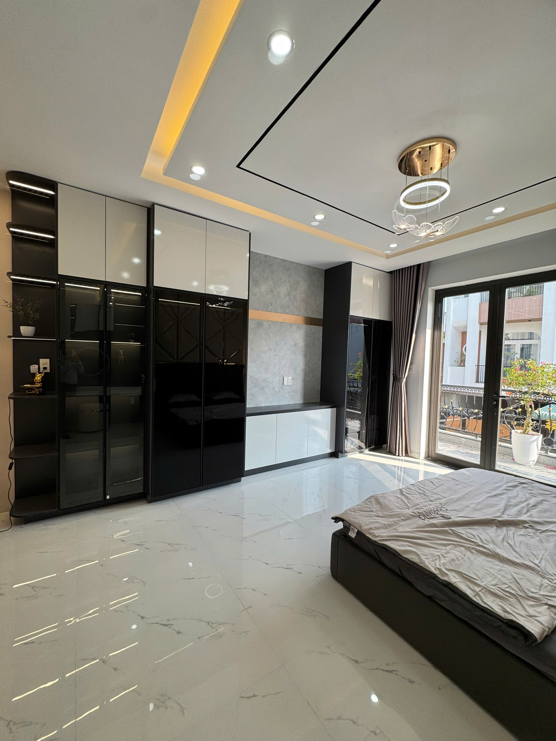 + Nhà 2 tầng đường Sơn thuỷ, khu bãi tắm Sơn Thuỷ gần các  khu phức hợp nghỉ dưỡng như Fuma, - Ảnh chính