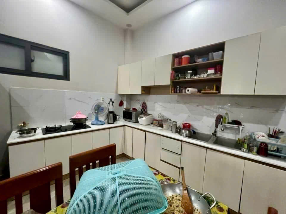 BÁN GẤP NHÀ 3 TẦNG LINH XUÂN – 90M² – HẺM Ô TÔ 7 CHỖ – GIÁ TỐT KHÓ TIN – DI CHUYỂN MỌI NƠI DỄ DÀNG - Ảnh 4