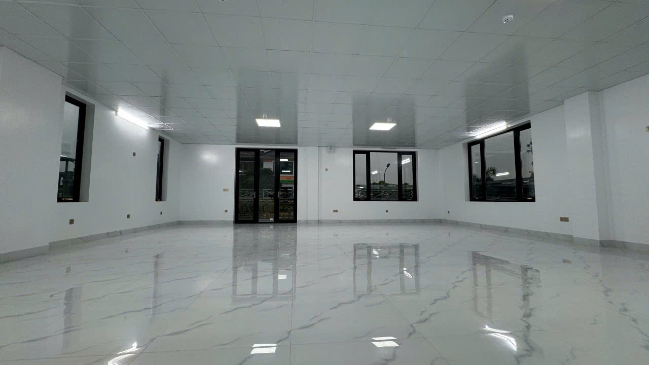 Cho thuê tầng 2,3,4 căn biệt thự mới 100% địa chỉ BT35 đường Trịnh Kiểm, phường Quảng Thành, TPTH ( - Ảnh 1