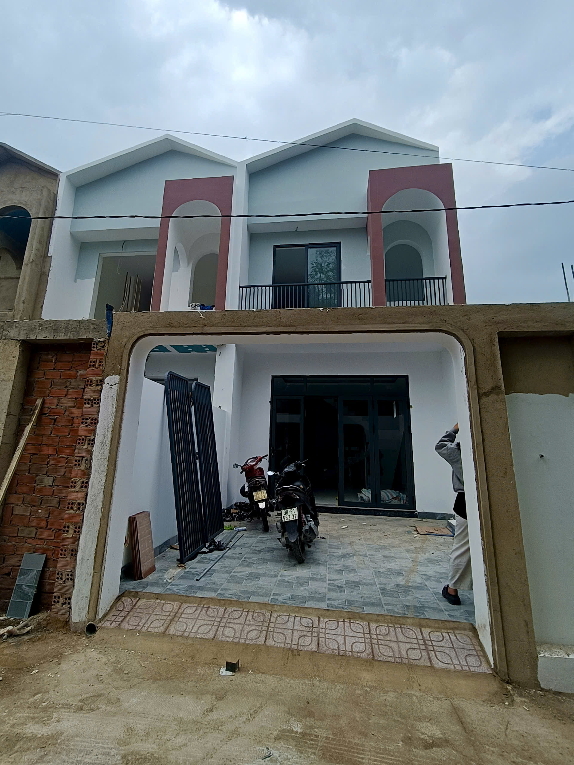 Bán gấp giảm 50tr nhà đẹp chợ Thạnh Phú, giáp Tân Phong. - Ảnh chính