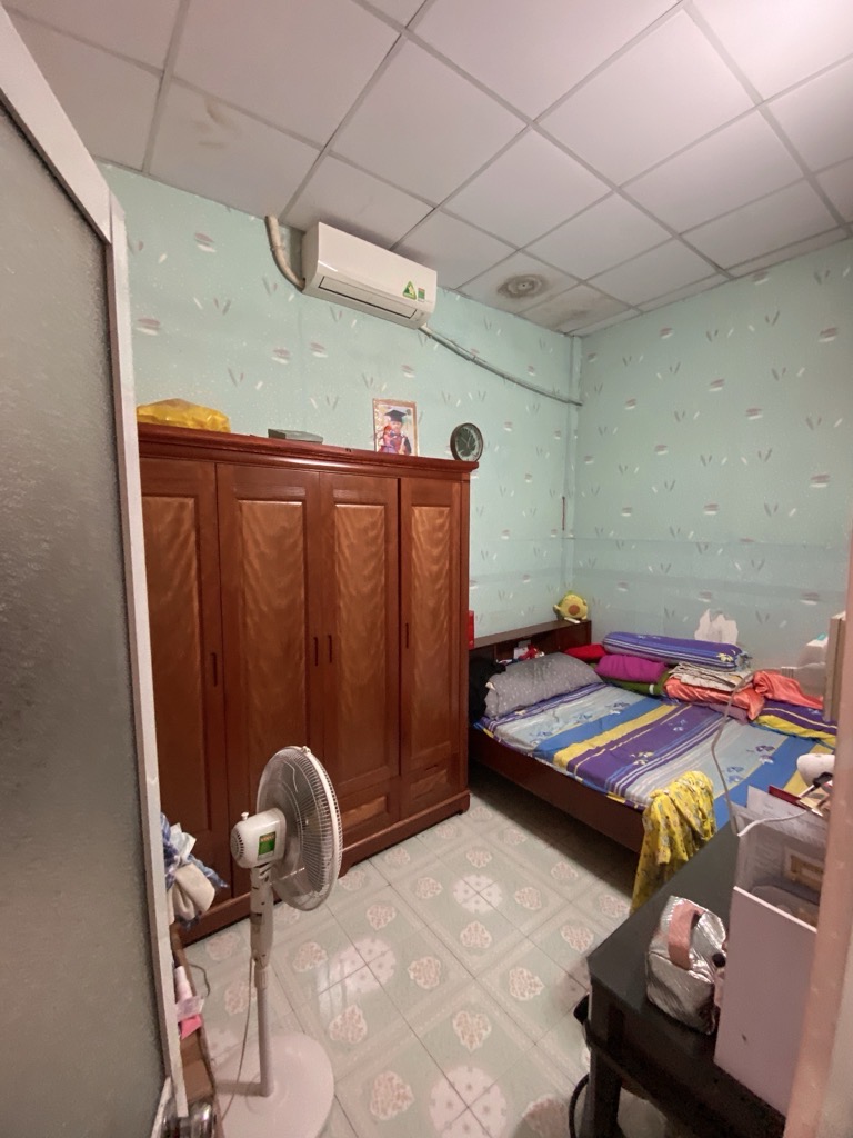 Bán nhà trệt, lầu - 64.8m2-(4,3 x 15) hẻm 8m xe tải chợ Rạch Ông đường Nguyễn Thị Tần P2Q8. 7t8tL - Ảnh 1