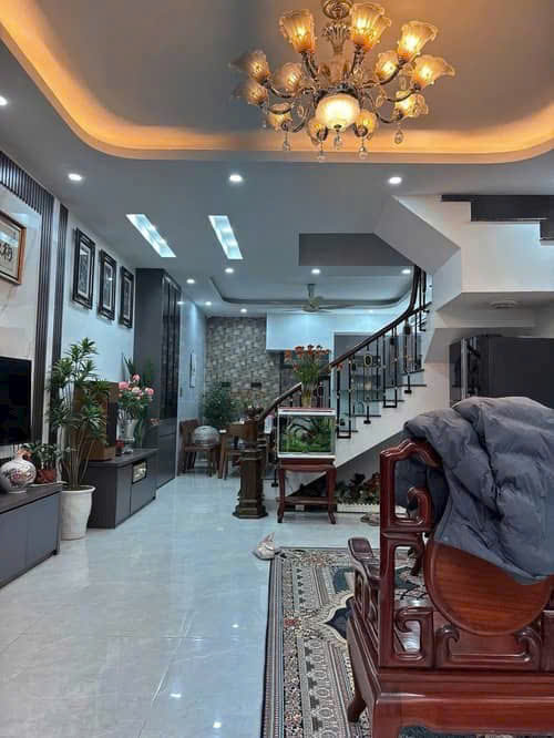 Hót đây! Nh.à đẹp, gi.á rẻ kịck sàn do chủ vỡ... Ở phố Thượng Thanh - Ảnh 2