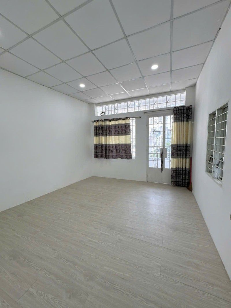 NHÀ ĐƯỜNG ĐIỆN BIÊN PHỦ , BÌNH THẠNH - 38M - 2 TẦNG - 2 PN - LÔ GỐC THOÁNG - XE HƠI TỚI NHÀ - THUẬN - Ảnh 3