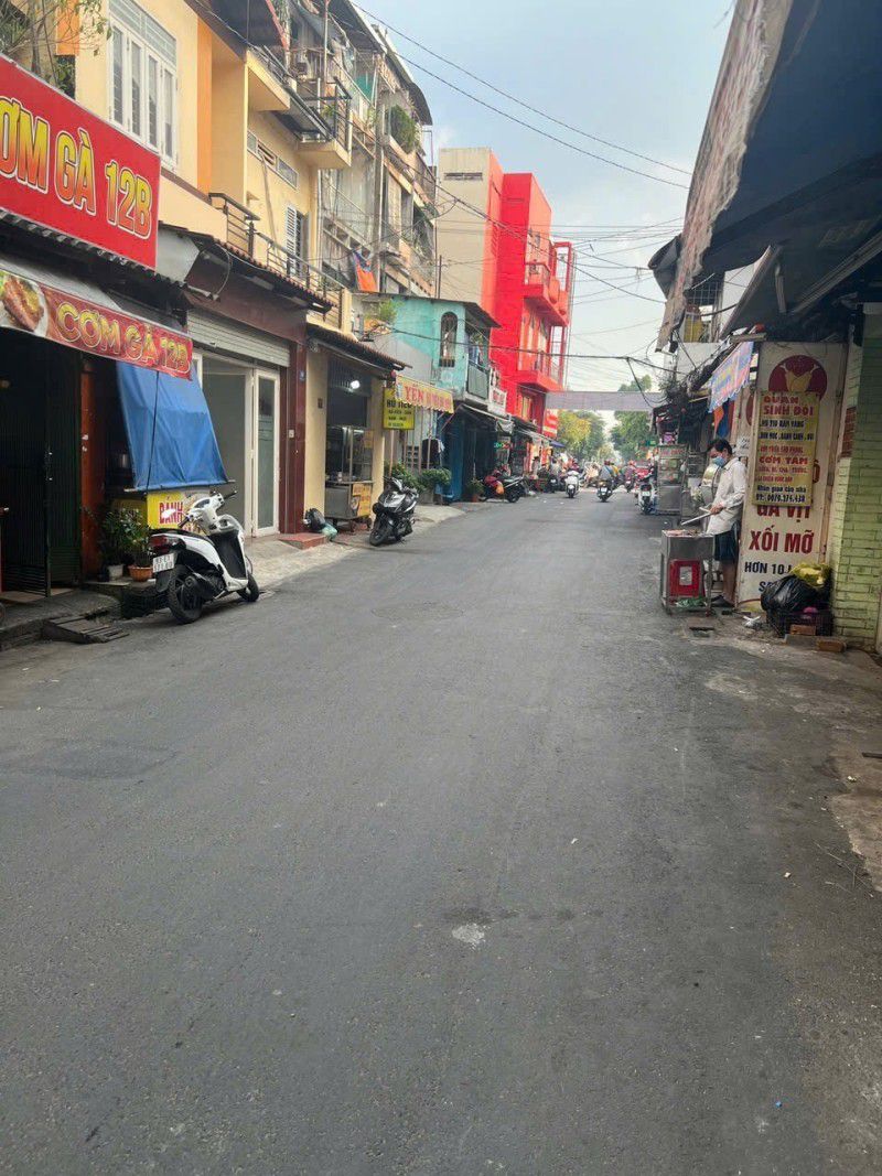 NGAY NGÃ TƯ PHÚ NHUẬN - NHÀ 4 TẦNG BTCT  - NGANG 4.5M - Chỉ 3.65 TỶ. - Ảnh 4