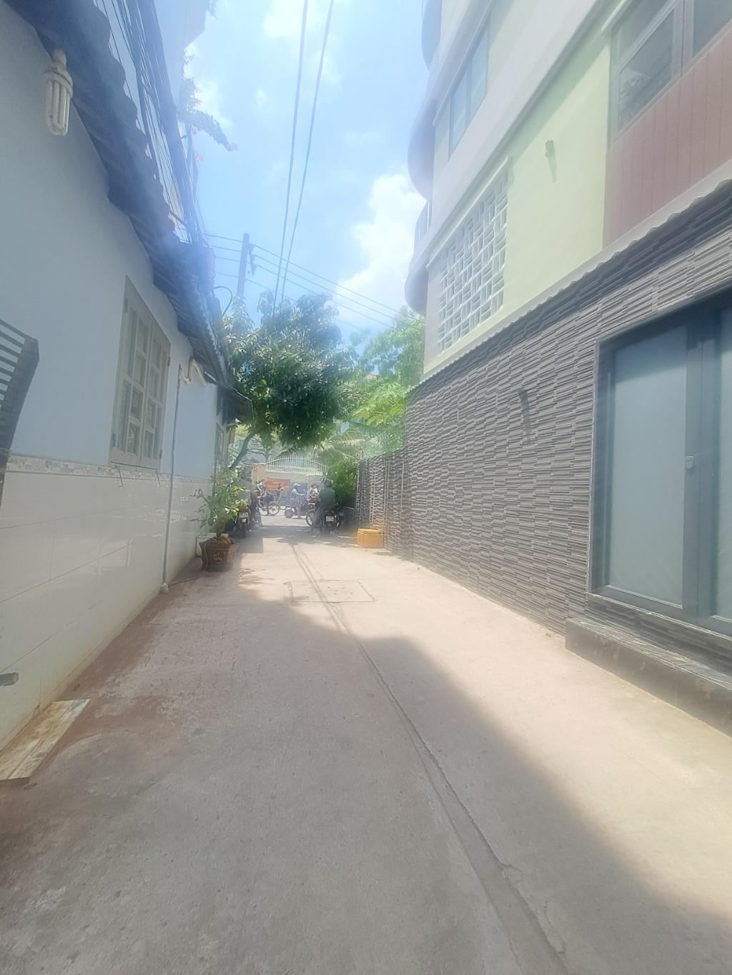 NHÀ ĐẸP BÁN - GIÁP QUANG TRUNG & PHẠM VĂN BẠCH GV - HXH SÁT MT - 52M² - 4 TẦNG HƠN 6 TỶ - Ảnh 1