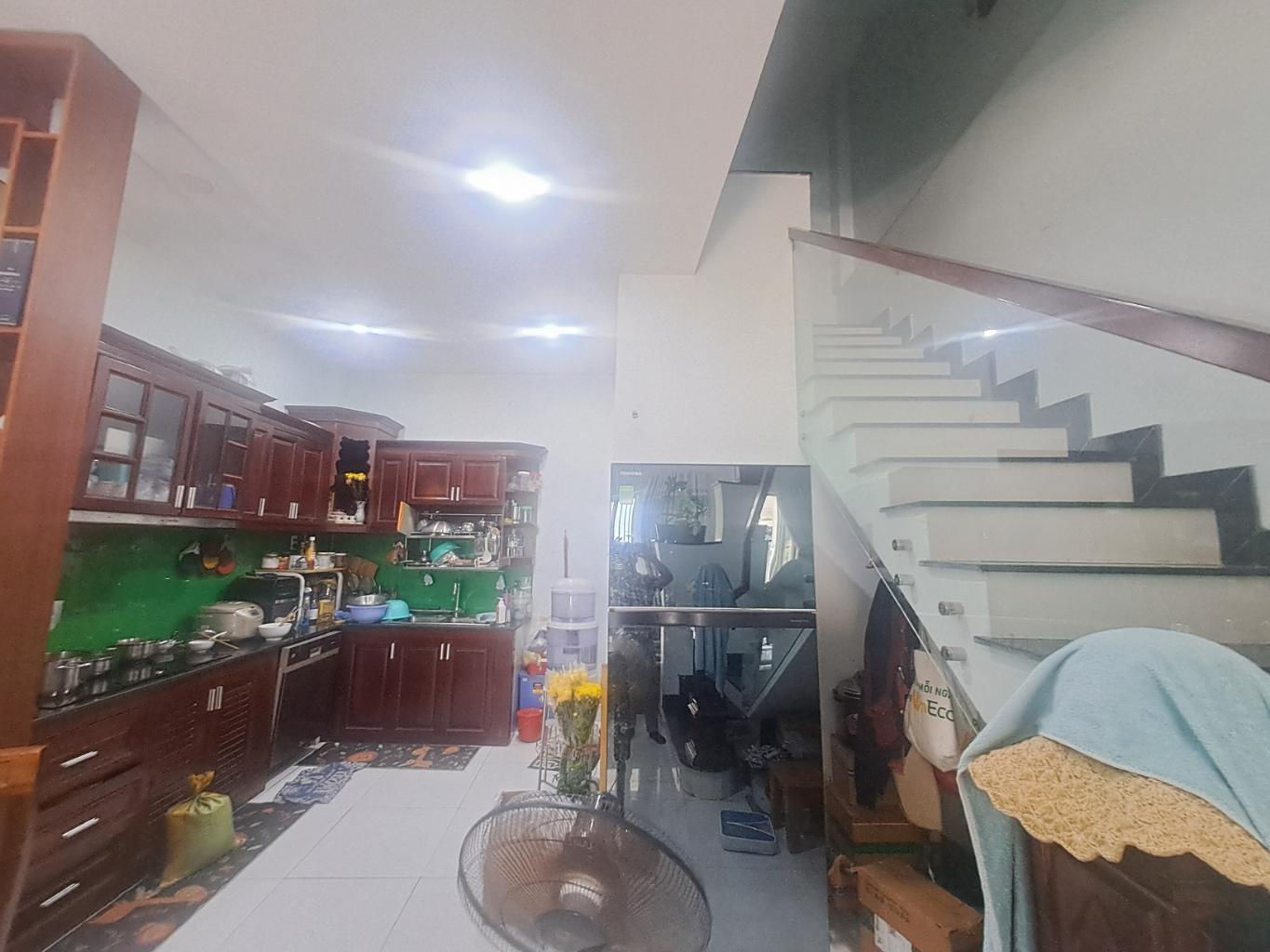 NHÀ ĐẸP BÁN - GIÁP QUANG TRUNG & PHẠM VĂN BẠCH GV - HXH SÁT MT - 52M² - 4 TẦNG HƠN 6 TỶ - Ảnh 3