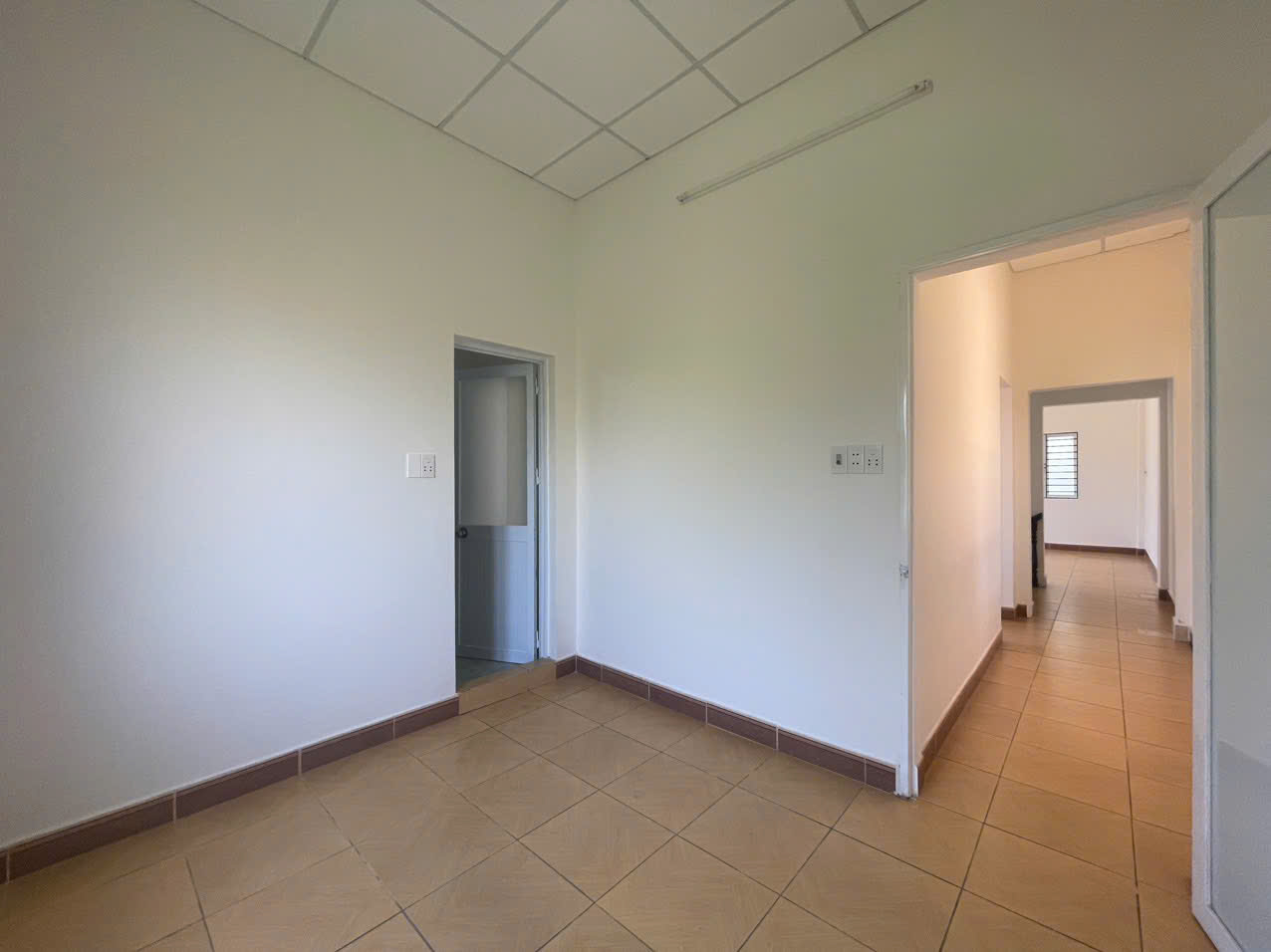 🔥 🏤 2,1x tỷ. Bán nhà 2 Tầng Kiệt Oto Tận Nhà Lý Nam Đế - An Hoà ‼️ - Ảnh 3