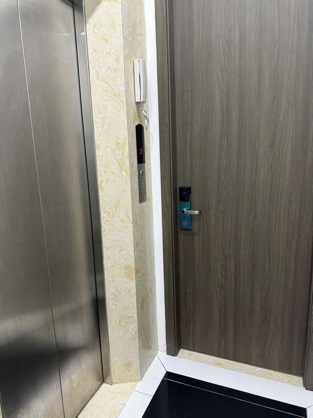 BÁN CĂN HỘ DỊCH VỤ  Bát Khối-Long Biên 90m2,X  7 tầng, mặ tiền 6.1m, 23.5 tỷ . - Ảnh 3