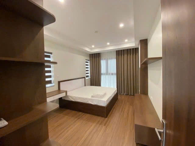 BÁN CĂN HỘ DỊCH VỤ  Bát Khối-Long Biên 90m2,X  7 tầng, mặ tiền 6.1m, 23.5 tỷ . - Ảnh 2