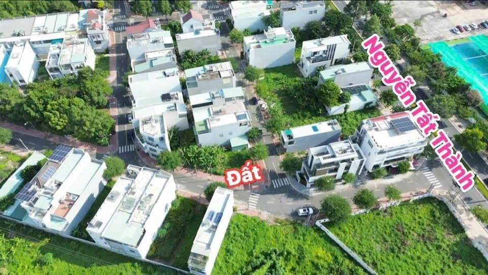 🎯 Cần bán lô đất đẹp góc 2 mặt tiền đường Đoàn Thị Điểm & Nguyễn Thần Hiến - TP Bà Rịa - Ảnh 1