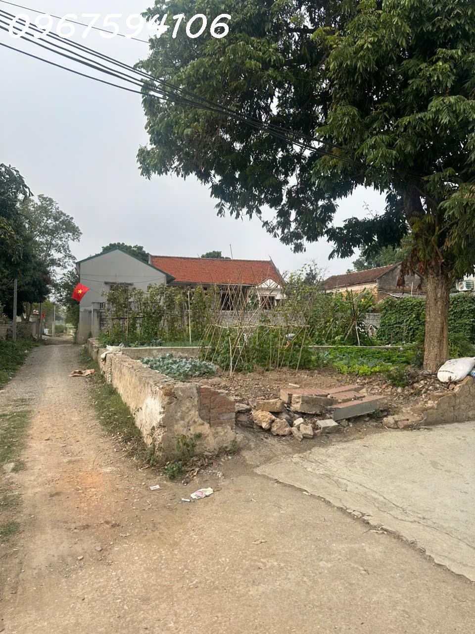 chỉ hơn 1 tỷ <br>71,8m đất đường ô tô sẵn sổ đỏ <br>liên hệ em : 0967594106 - 0987282011 - Ảnh 3