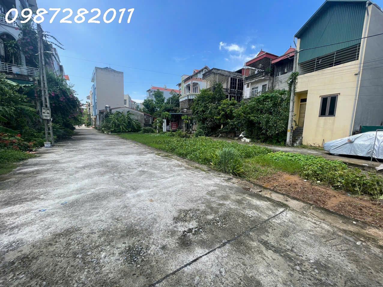 HOT <br>em cần bán mảnh này  đại yên , chương mỹ <br>65,8m nằm trung tâm phường chương mỹ <br>liên hệ em - Ảnh chính