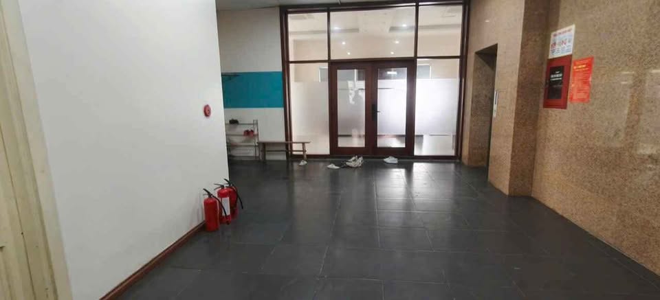 Bán căn chung cư Duplex 108m tại 137 Nguyễn Văn Cừ, giá siêu hợp lý chỉ hơn 5 tỷ còn tl. LH - Ảnh chính