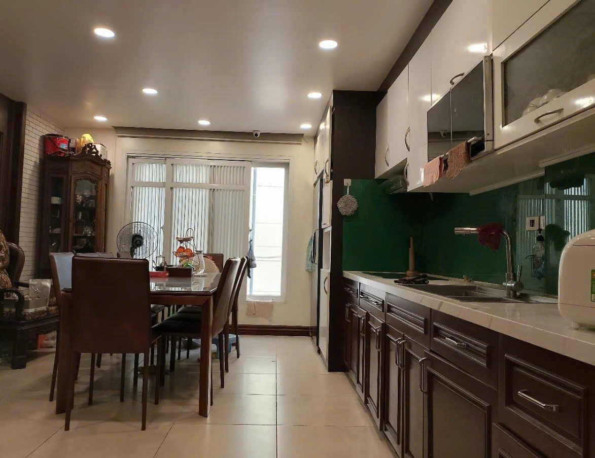 Bán nhà phân lô Nguyễn Ngọc Nại - Ô tô ra vào 45m giá 16 tỷ - Ảnh 2