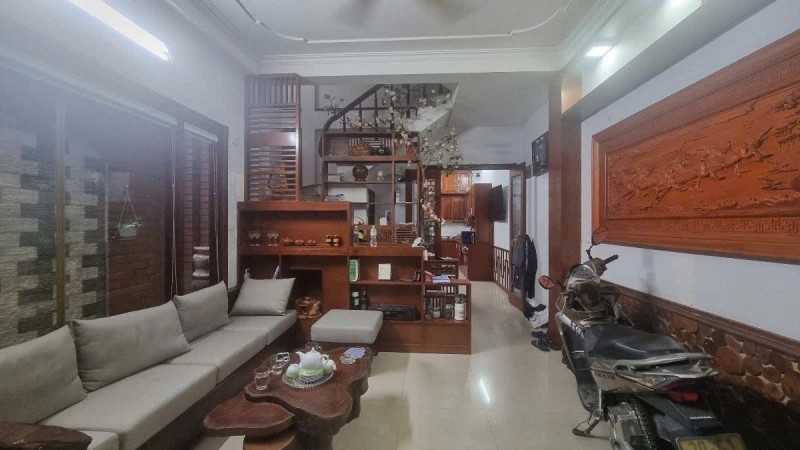 Bán nhà Khương Đình, Thanh Xuân. 51m2 x 4 Tầng. MT 4m. NGÕ THÔNG. KD. Ô TÔ. Hơn 13 Tỷ. - Ảnh chính