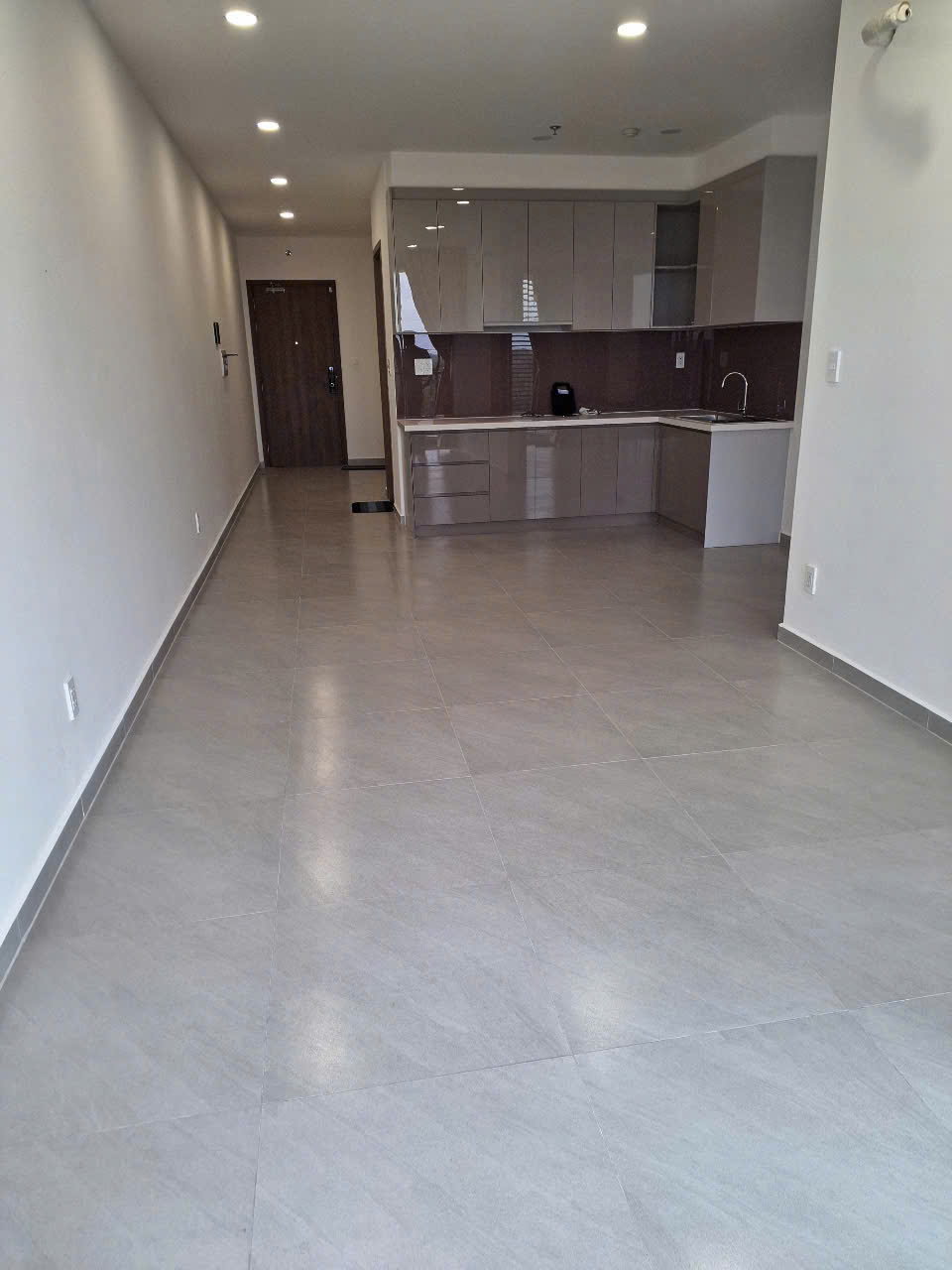 Căn hộ đẹp- giá đầu tư cần bán nhanh căn hộ MT EARTMARK CITY sổ hồng nóng hổi tại quận 9 ,TPHCM - Ảnh chính