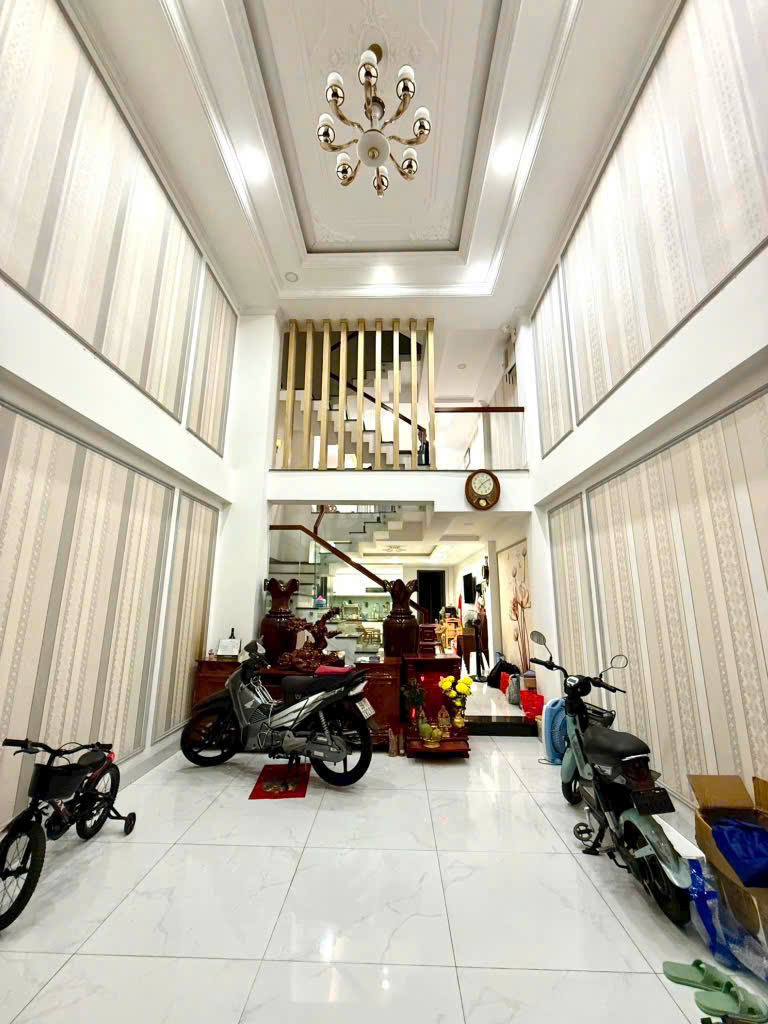 🌹Căn nhà 5 tầng kiên cố, đẹp chỉn chu – ngay trung tâm Thới An, Q12 đang chờ gia chủ mới! - Ảnh 1