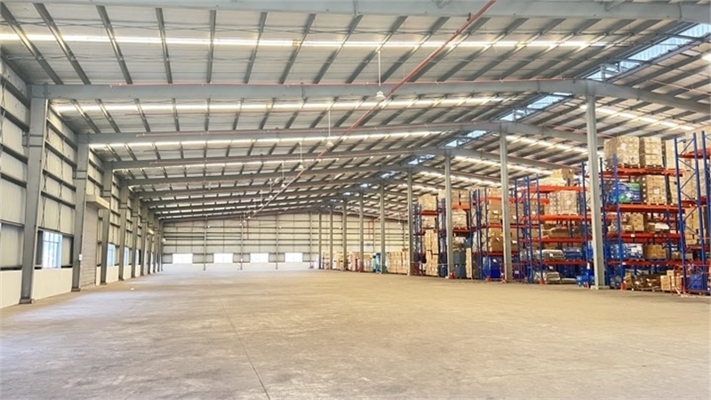nhà xưởng cho thuê kết cấu kiên cố, KCN thu hút nhiều DN FDI. Sản xuất không ô nhiễm - Ảnh 1