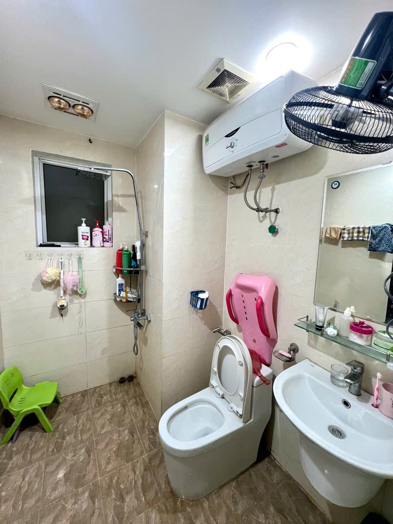 Bán căn hộ chung cư Sài Đồng Long Biên rộng 75m 2 ngủ 2wc view tầng cao giá 3 tỷ 290tr - Ảnh 4
