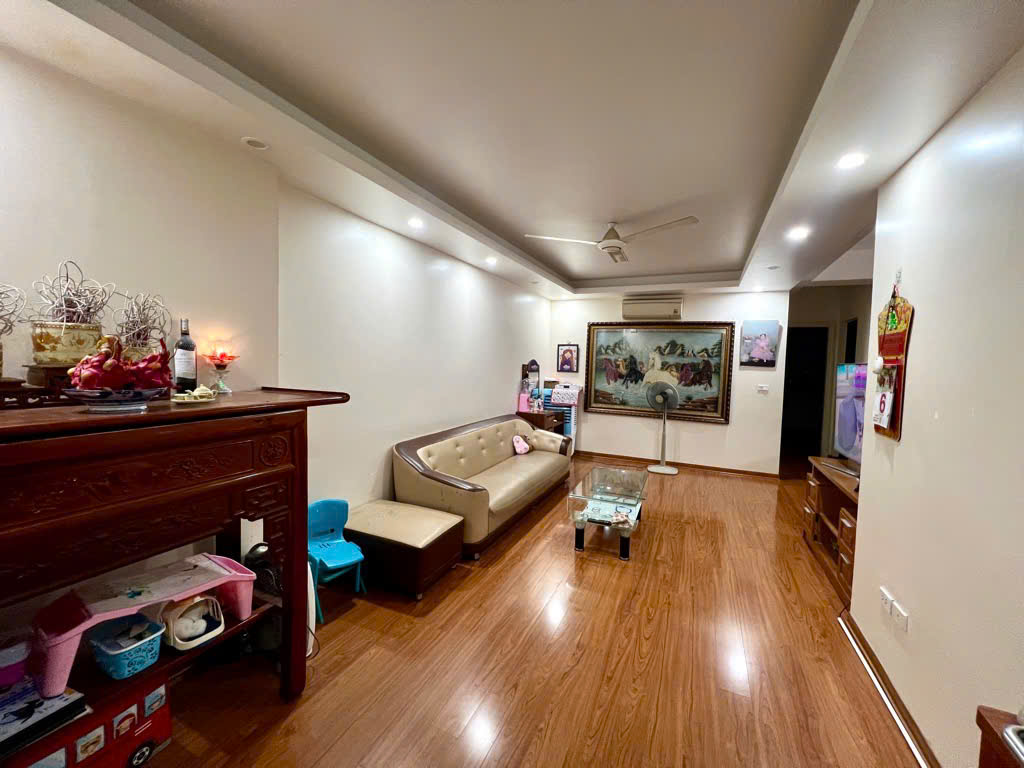 Bán căn hộ chung cư Sài Đồng Long Biên rộng 75m 2 ngủ 2wc view tầng cao giá 3 tỷ 290tr - Ảnh chính