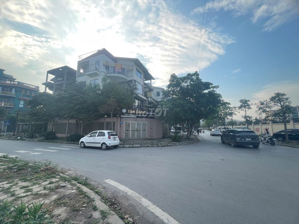 Cho Thuê Nhà Nguyên Căn 4 Tầng mặt đường – Tại Quận Hà Đông, Hà Nội - Ảnh 1