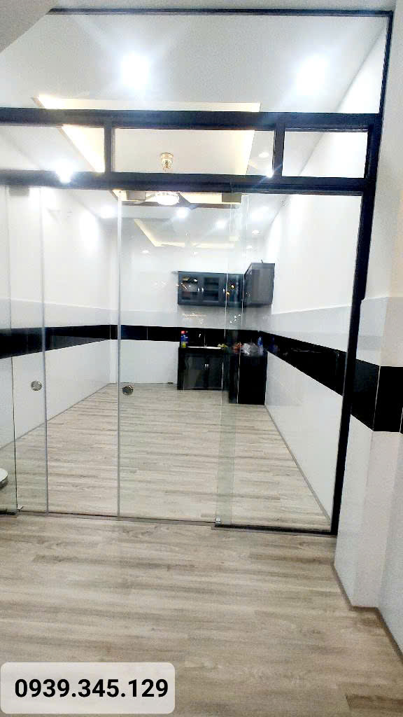 BÁN NHÀ MẶT TIỀN SIÊU HIẾM DƯƠNG BÁ TRẠC- P.2- Q8 - 123m2- NHỈNH 13 TỶ - Ảnh 2