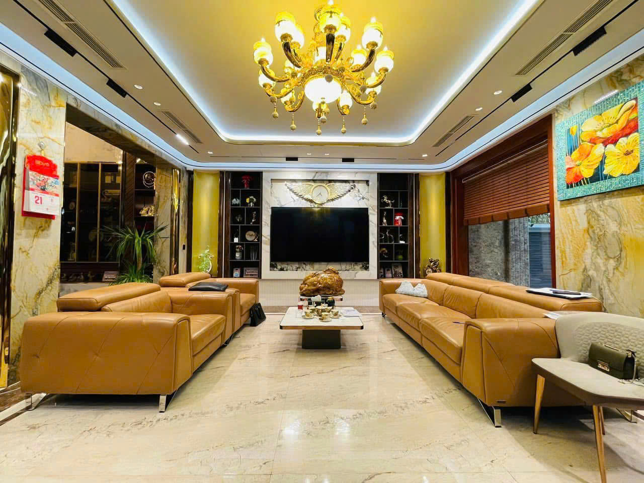 BÁN BIỆT THỰ PHỐ CHÙA LÁNG - 152M² - MT 8M - GARA Ô TÔ - NỘI THẤT TIỀN TỶ - GIÁ CHỈ 41,5 TỶ - Ảnh chính