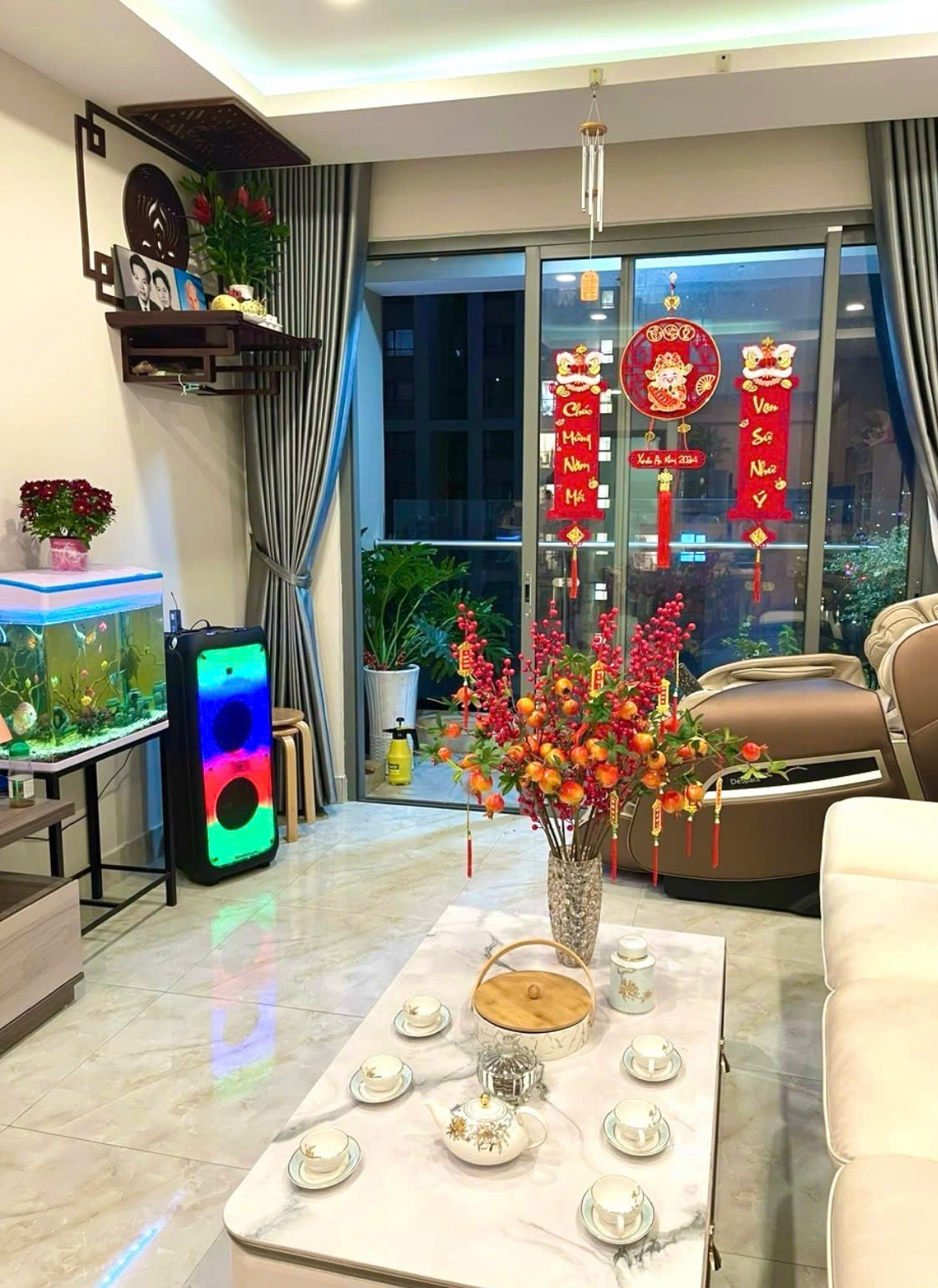 CĂN HỘ VỊ TRÍ ĐẸP- GIÁ TỐT chính chủ đi định cư cần ra căn chung cư tầng 10 view đẹp tại quận 4 - Ảnh chính