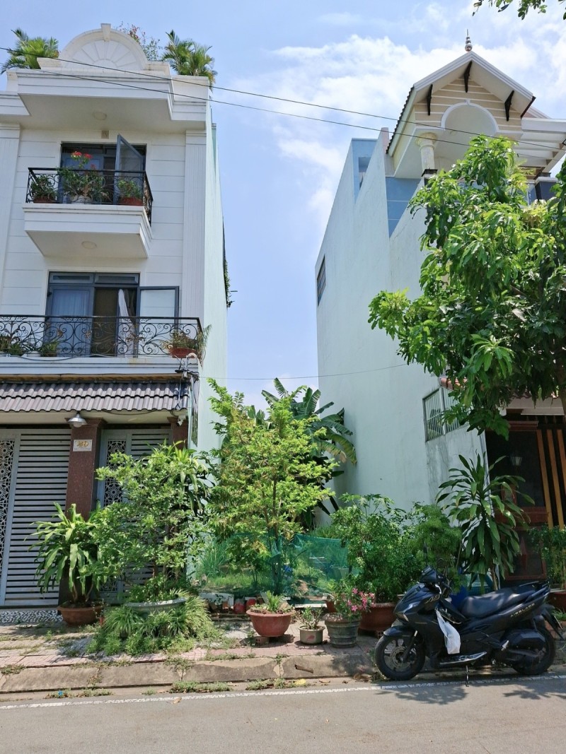 Bán đất Phân Lô Thủ Đức, Phân lô 5mx25m, phù hợp xây nhà cao tầng để ở hoặc CHDV cho thuê giá cao. - Ảnh chính