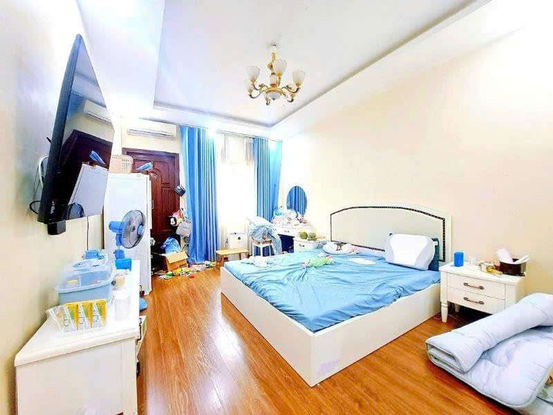 Bán mảnh đất 275m phố Hoàng Văn Thái mặt tiền 9m - Xây tòa building chất lượng - Ảnh 2