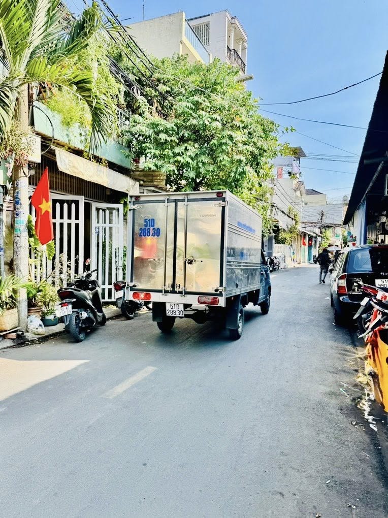 60M N4.5 - 3 TẦNG - DÒNG TIỀNG 15TR - MẶT TIỀN NGAY KHU CHỢ VẢI NHỈNH 8 ĐỒNG - Ảnh 3