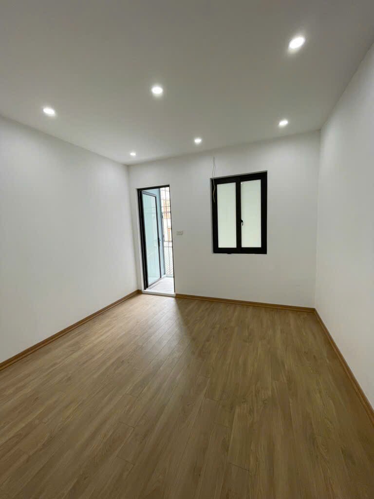 Ngọc Hà - Ba Đình đắc địa, an ninh tốt, cách phố 70m. Ngõ nông, thoáng. - Ảnh 2