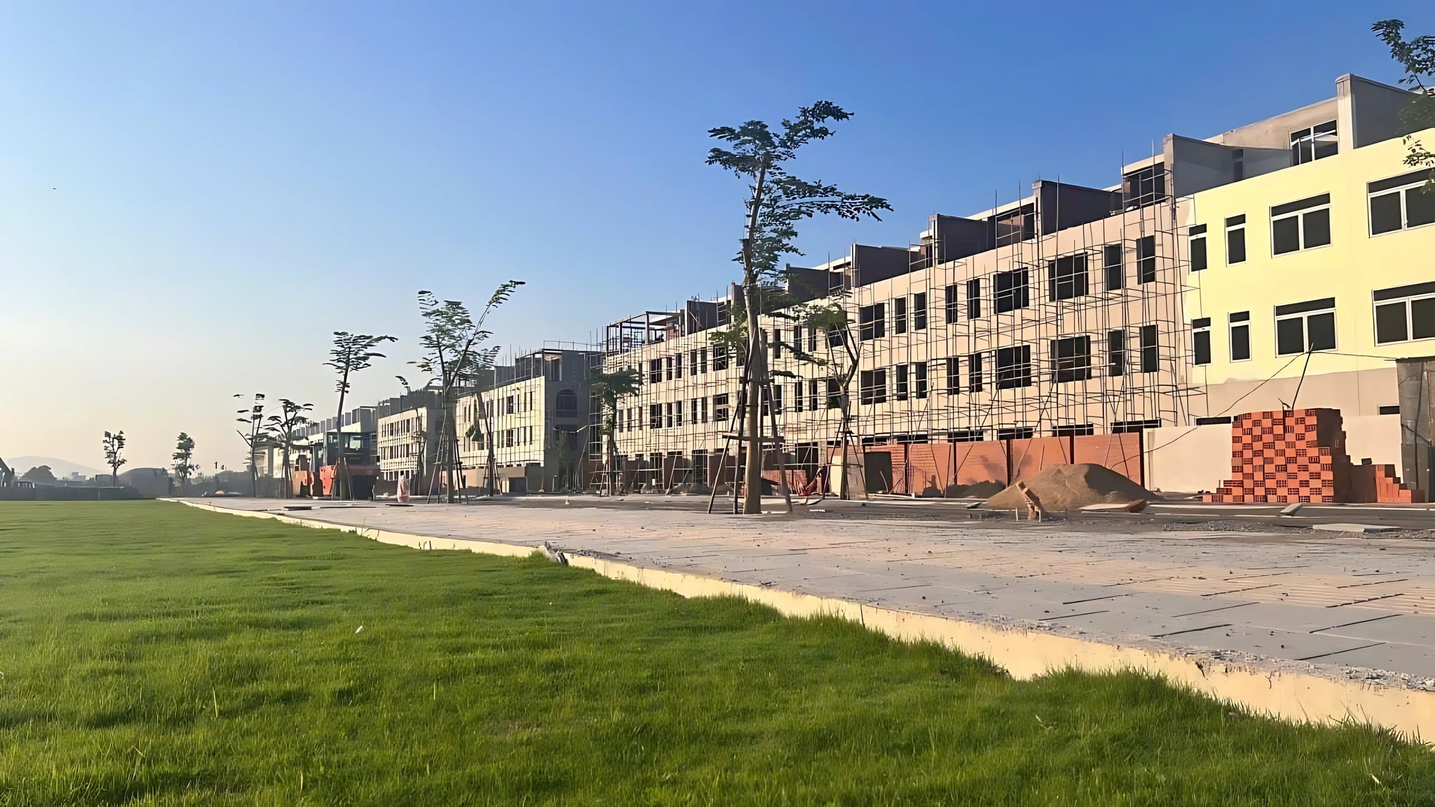 CƠ HỘI VÀNG ĐẦU TƯ - ĐẤT NỀN SẴN SỔ KHU ĐÔ THỊ CHỈNH TRANG QUY NHƠN ICONIC TIỀM NĂNG X2 X3 - Ảnh 2