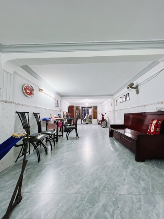 CHÍNH CHỦ BÁN CĂN MẶT TIỀN - XE HƠI ĐẾN CỬA- GAIO THÔNG THUẬN TIỆN QUA QUẬN 1 VÀ Q7 CHỈ 3 PHÚT. - Ảnh 3