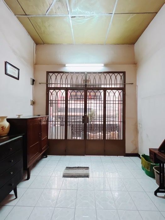 CHÍNH CHỦ BÁN CĂN MẶT TIỀN - XE HƠI ĐẾN CỬA- GAIO THÔNG THUẬN TIỆN QUA QUẬN 1 VÀ Q7 CHỈ 3 PHÚT. - Ảnh 4
