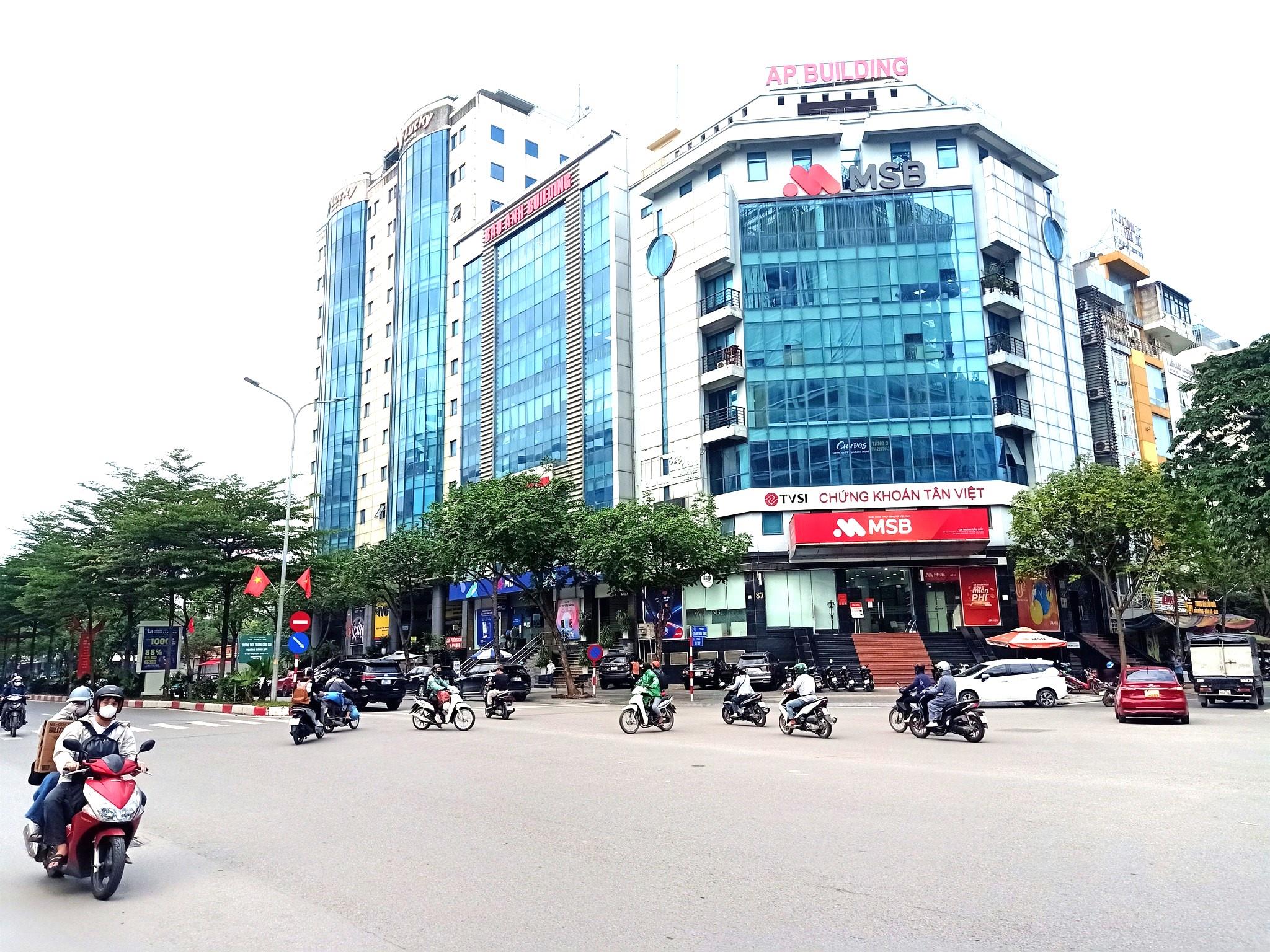 SIÊU BIỆT THỰ LÔ GÓC 3 MẶT THOÁNG – CẦU GIẤY – 236M² – MẶT TIỀN 20M – 4 TẦNG ĐẲNG CẤP – SÂN VƯỜN - Ảnh 1