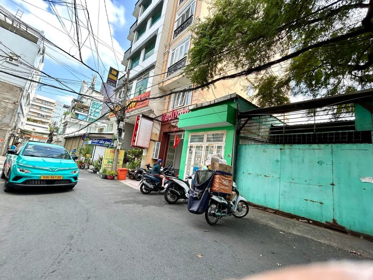NHÀ MẶT PHỐ ĐƯỜNG ĐOÀN NHƯ HÀI - XE HƠI NGAY CỬA NHÀ -GẦN ĐẠI HỌC LUẬT & GẦN CHỢ XÓM CHIẾU -THÔNG - Ảnh 2