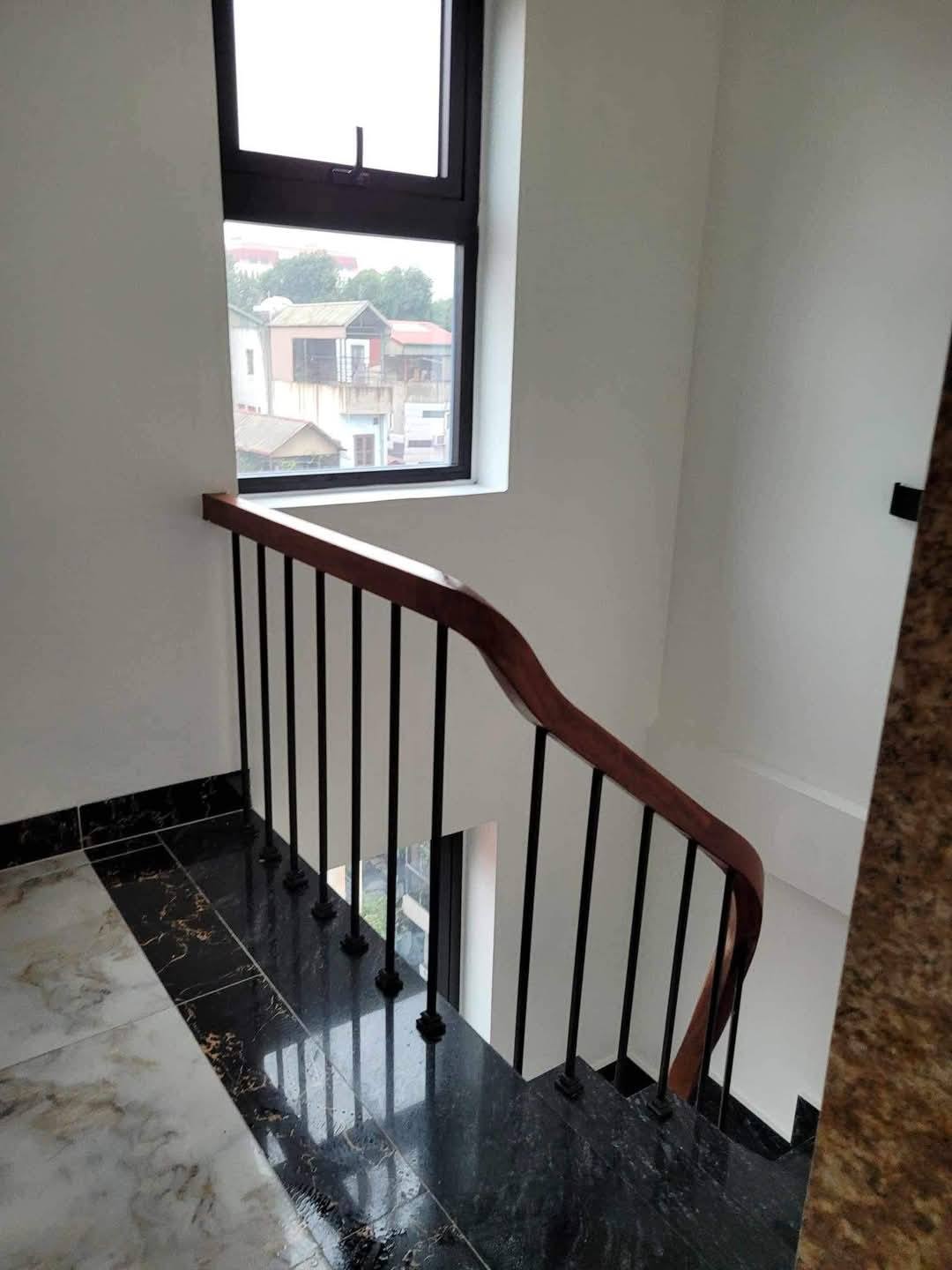 Bán nhà mặt phố Quán Thánh, 56m2, 6 tầng thang máy, nhỉnh 35 tỷ, vỉa hè rộng, kinh doanh đỉnh - Ảnh 3