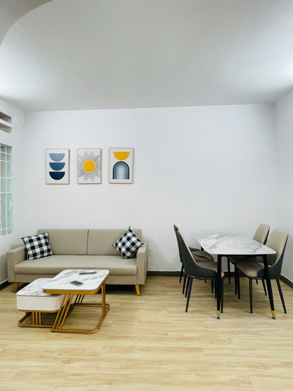 Bán căn hộ D7.xx (toà D) dt 52m2 Giá 1 tỷ 685, bao thuế phi lh e Bich - Ảnh chính