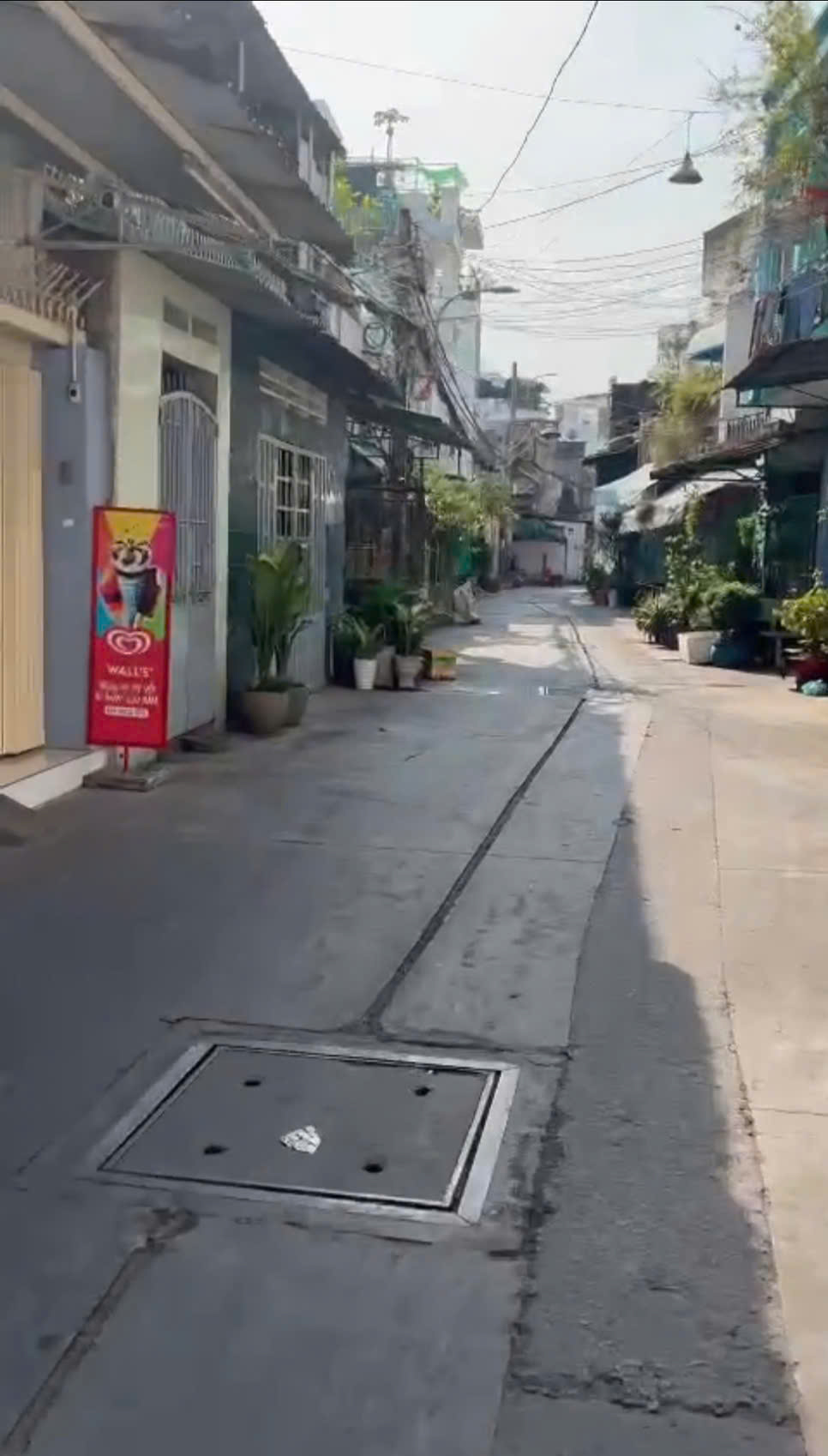 Nhà hẻm ô tô Quận 11, đối diện Đầm Sen. Diện tích 168m², thu nhập cho thuê 25 triệu/tháng. Sổ hồng - Ảnh 2
