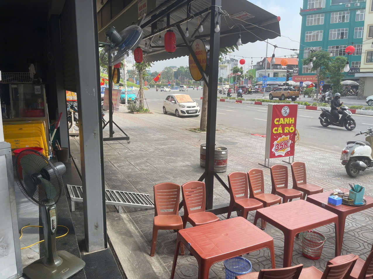 SANG NHƯỢNG HOẶC THANH LÝ ĐỒ QUÁN BÁNH CANH CÁ RÔ TẠI NGỌC THỤY, LONG BIÊN, HÀ NỘI - Ảnh 3
